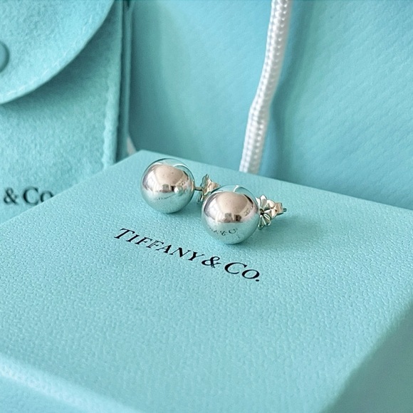 Tiffany & Co. Jewelry - ❤️ Tiffany & Co. HardWear Ball Earrings 🤍